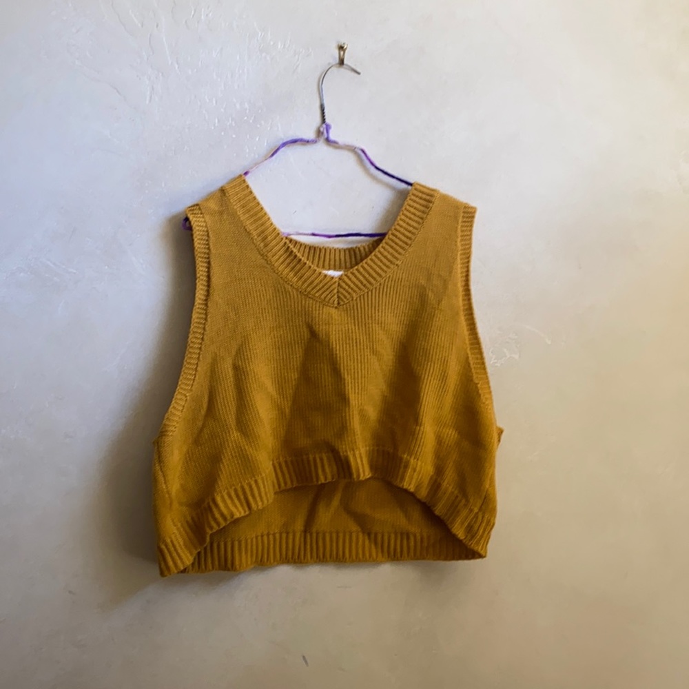 YELLOW ROMWE SWEATER VEST
